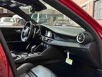 Alfa romeo giulia 2.0 280pk 2023 - afbeelding 32 van  49