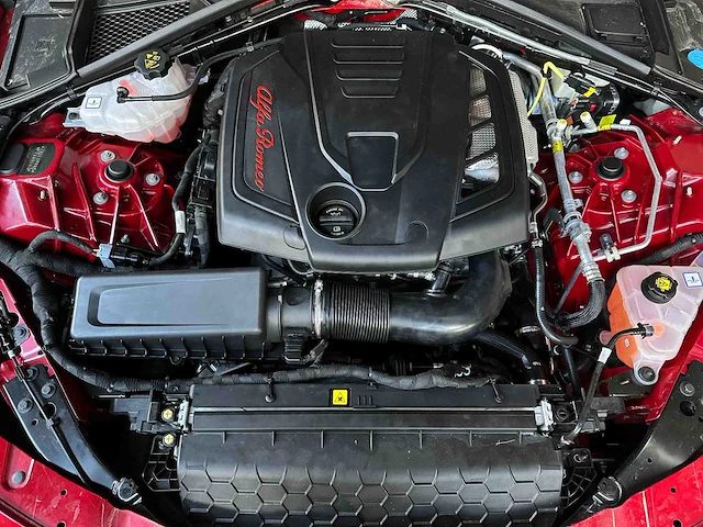 Alfa romeo giulia 2.0 280pk 2023 - afbeelding 39 van  49