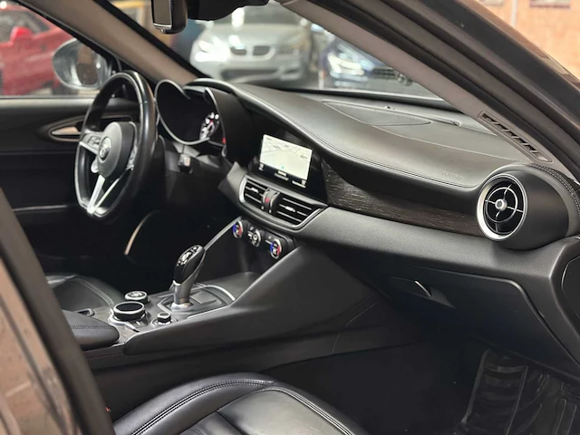 Alfa romeo giulia 2.0 t awd veloce 280pk 2019, jdk-05-s - afbeelding 52 van  66