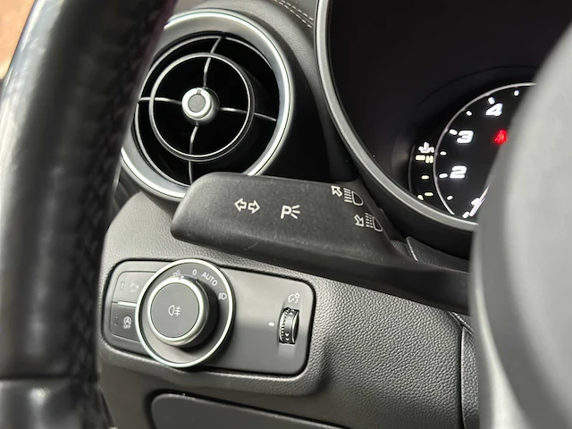 Alfa romeo giulia 2.0 t awd veloce repetti b4 + gepantserd 280pk 2019, jdk-05-s - afbeelding 29 van  66