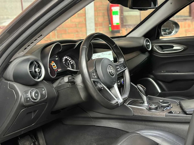 Alfa romeo giulia 2.0 t awd veloce repetti b4 + gepantserd 280pk 2019, jdk-05-s - afbeelding 37 van  66