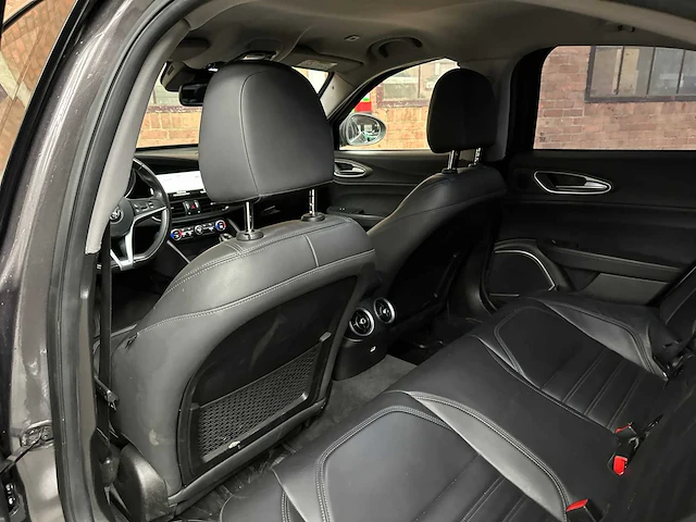 Alfa romeo giulia 2.0 t awd veloce repetti b4 + gepantserd 280pk 2019, jdk-05-s - afbeelding 48 van  66