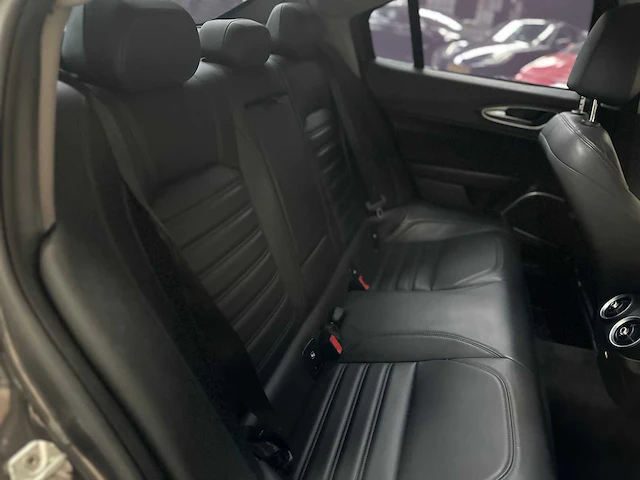 Alfa romeo giulia 2.0 t awd veloce repetti b4 + gepantserd 280pk 2019, jdk-05-s - afbeelding 53 van  66