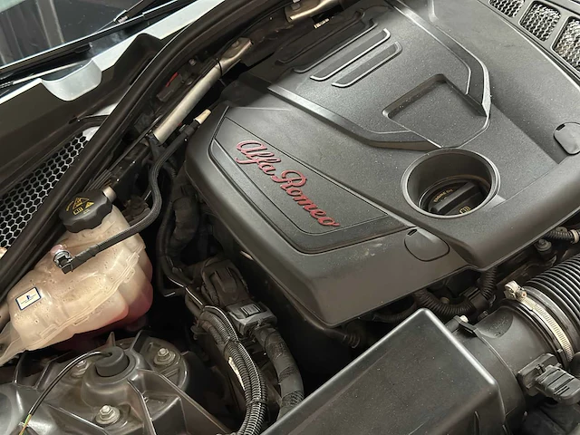 Alfa romeo giulia 2.0 t awd veloce repetti b4 + gepantserd 280pk 2019, jdk-05-s - afbeelding 65 van  66