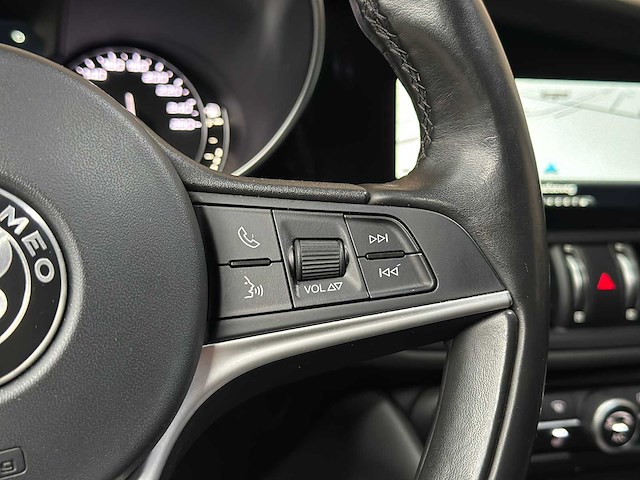 Alfa romeo giulia 2.0 t awd veloce repetti b4 + gepantserd 280pk 2019, jdk-05-s - afbeelding 26 van  66