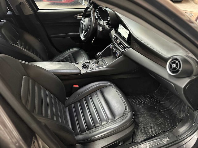 Alfa romeo giulia 2.0 t awd veloce repetti b4 + gepantserd 280pk 2019, jdk-05-s - afbeelding 57 van  66