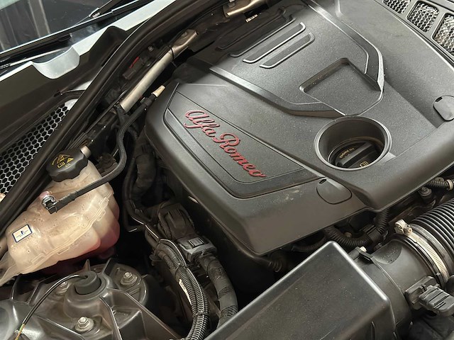 Alfa romeo giulia 2.0 t awd veloce repetti b4 + gepantserd 280pk 2019, jdk-05-s - afbeelding 62 van  66