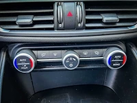 Alfa romeo giulia 2.2, nr-232-r - afbeelding 8 van  11