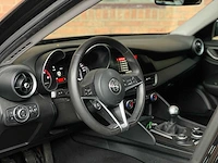 Alfa romeo giulia 2.2 super 150pk 2018 (origineel-nl), rn-969-g - afbeelding 9 van  42