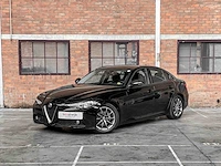 Alfa romeo giulia 2.2 super 150pk 2018 (origineel-nl), rn-969-g - afbeelding 12 van  42