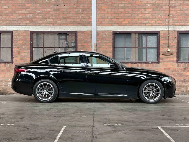 Alfa romeo giulia 2.2 super 150pk 2018 (origineel-nl), rn-969-g - afbeelding 42 van  42