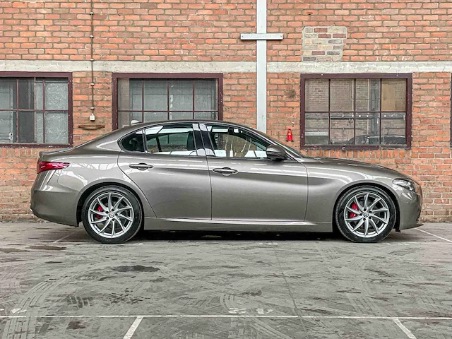 Alfa romeo giulia 2.2 super 179pk 2017, rp-249-p - afbeelding 2 van  56