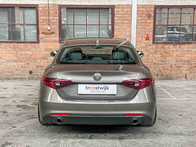 Alfa romeo giulia 2.2 super 179pk 2017, rp-249-p - afbeelding 8 van  56