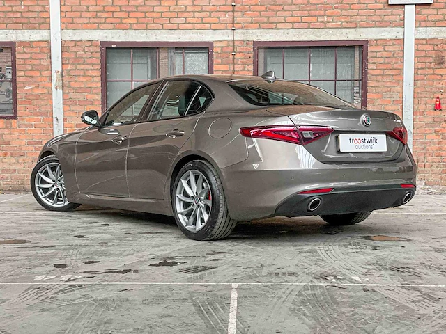 Alfa romeo giulia 2.2 super 179pk 2017, rp-249-p - afbeelding 10 van  56