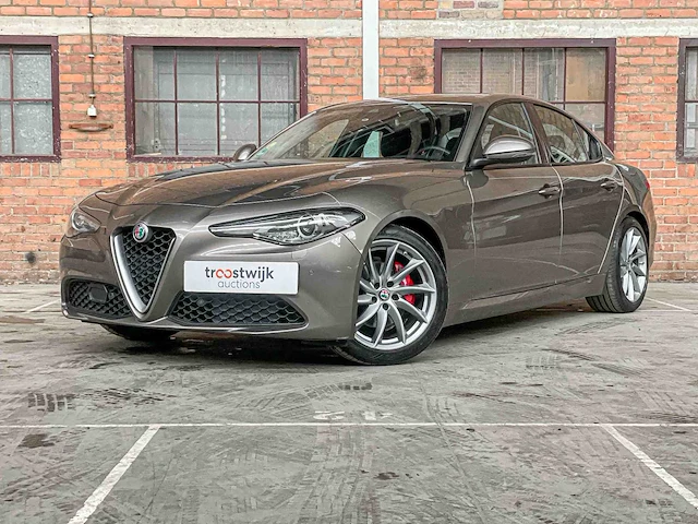 Alfa romeo giulia 2.2 super 179pk 2017, rp-249-p - afbeelding 1 van  56