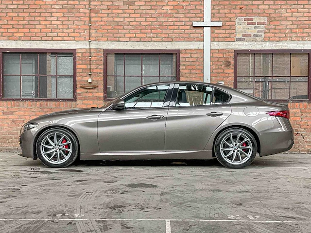 Alfa romeo giulia 2.2 super 179pk 2017, rp-249-p - afbeelding 13 van  56