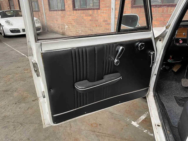 Alfa romeo giulia nuova super 1600 1.6 1979 (origineel-nl + 3e eigenaar), hz-05-bv - afbeelding 11 van  28