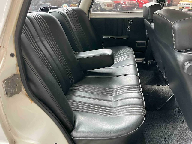 Alfa romeo giulia nuova super 1600 1.6 1979 (origineel-nl + 3e eigenaar), hz-05-bv - afbeelding 18 van  28