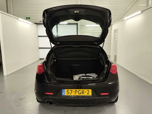 Alfa romeo giulietta - 1.4 t distinctive , ; 57-pgr-2 - afbeelding 7 van  19