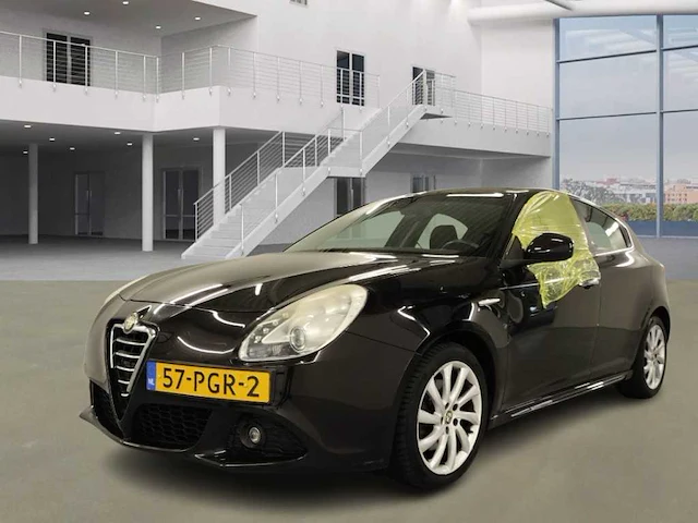 Alfa romeo giulietta - 1.4 t distinctive , ; 57-pgr-2 - afbeelding 1 van  19