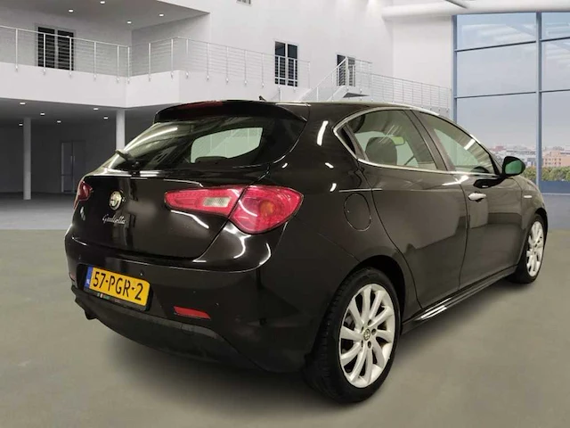 Alfa romeo giulietta - 1.4 t distinctive , ; 57-pgr-2 - afbeelding 13 van  19