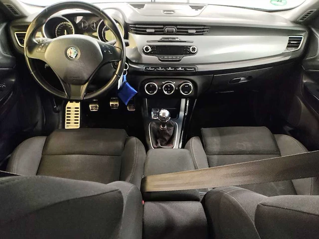 Alfa romeo giulietta - 1.4 t distinctive , ; 57-pgr-2 - afbeelding 19 van  19