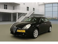 Alfa romeo giulietta - 1.4 t distinctive , ; 57-pgr-2 - afbeelding 1 van  18
