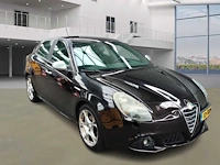 Alfa romeo giulietta 1.4 t distinctive; 13-tkh-4 - afbeelding 6 van  12