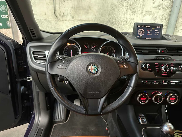 Alfa romeo giulietta 1.4 t distinctive 170pk 2011, 12-rrr-7 - afbeelding 10 van  40