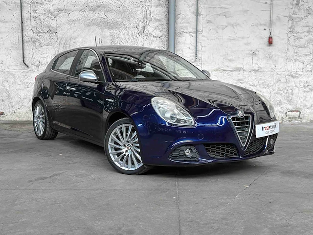 Alfa romeo giulietta 1.4 t distinctive 170pk 2011, 12-rrr-7 - afbeelding 38 van  40