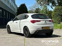 Alfa romeo giulietta 1.4 t distinctive, 23-nkg-3 - afbeelding 11 van  16