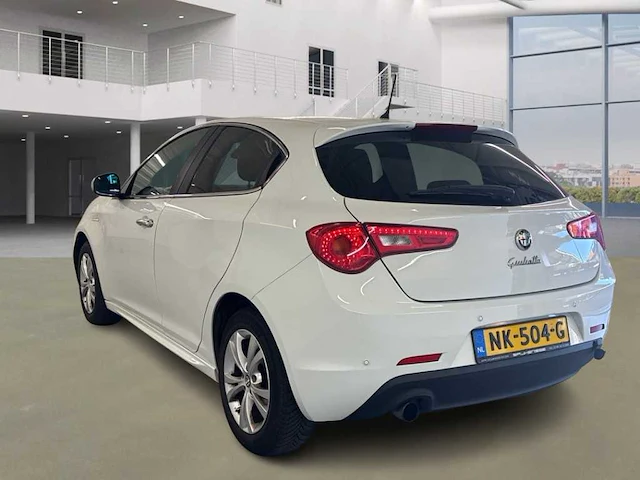 Alfa romeo giulietta 1.4 t distinctive, nk-504-g - afbeelding 4 van  16
