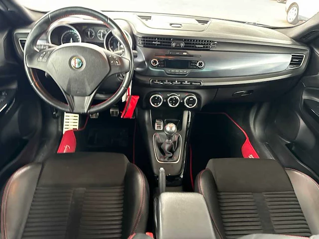 Alfa romeo giulietta 1.4 t distinctive , tx-700-r - afbeelding 5 van  17