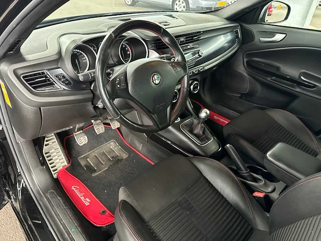 Alfa romeo giulietta 1.4 t distinctive , tx-700-r - afbeelding 7 van  17