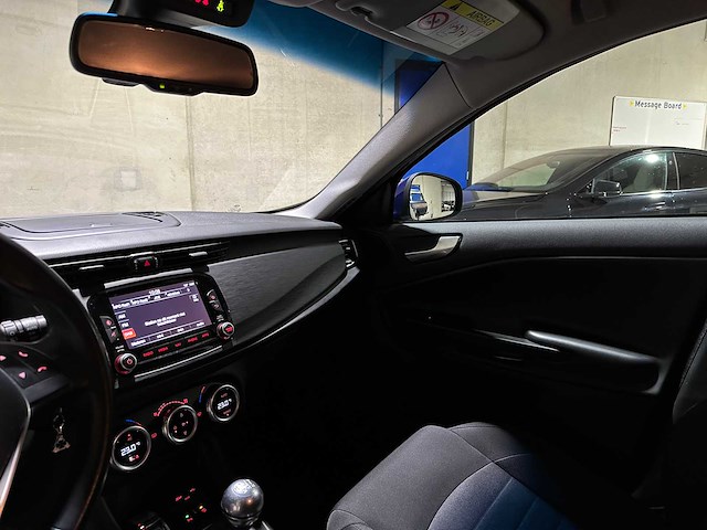 Alfa romeo giulietta 1.6 jtdm 120pk 2015 - afbeelding 25 van  55