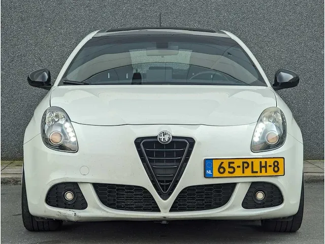 Alfa romeo giulietta 1.6 jtdm distinctive | 65-plh-8 - afbeelding 22 van  31