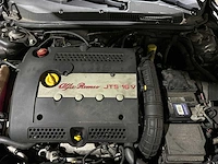 Alfa romeo gt 2.0 jts collezione 166pk 2006, 91-th-lt youngtimer - afbeelding 30 van  37
