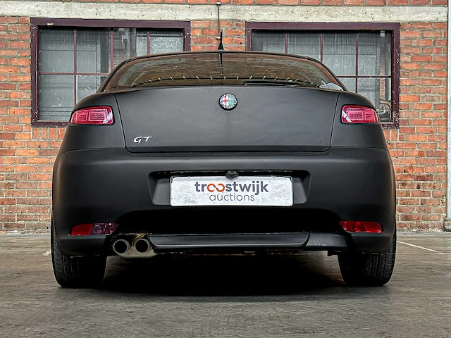 Alfa romeo gt 3.2 v6 240pk 2004 -youngtimer- - afbeelding 3 van  37
