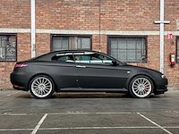 Alfa romeo gt 3.2 v6 240pk 2004 -youngtimer- - afbeelding 36 van  37
