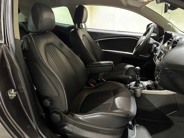 Alfa romeo mito 0.9 twin air esclusivo 101pk 2014, 6-xst-86 - afbeelding 28 van  37