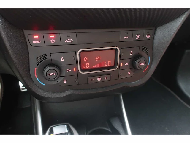 Alfa romeo mito 0.9 twinair distinct, 76-zrf-6 - afbeelding 17 van  17