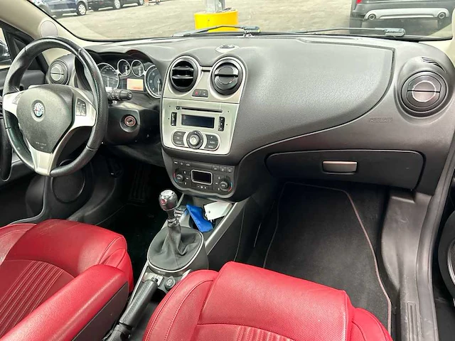Alfa romeo mito 1.3 jtdm eco essent , 02-pxs-7 - afbeelding 4 van  18