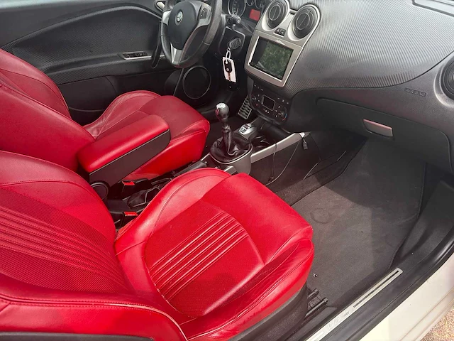 Alfa romeo mito 1.4 centenario , 19-nxd-4 - afbeelding 9 van  25