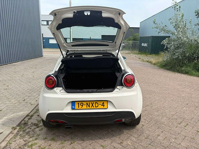 Alfa romeo mito 1.4 centenario , 19-nxd-4 - afbeelding 10 van  25
