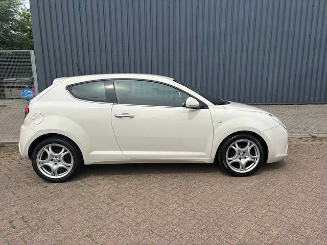 Alfa romeo mito 1.4 centenario , 19-nxd-4 - afbeelding 11 van  25