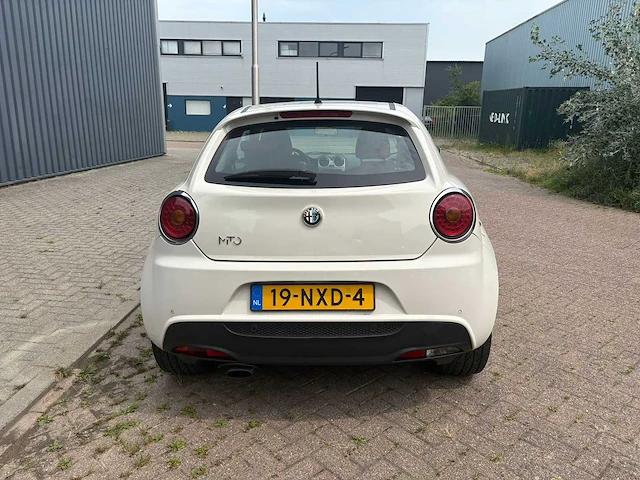 Alfa romeo mito 1.4 centenario , 19-nxd-4 - afbeelding 14 van  25