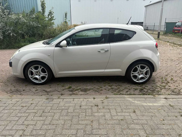 Alfa romeo mito 1.4 centenario , 19-nxd-4 - afbeelding 16 van  25