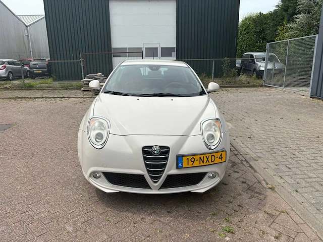 Alfa romeo mito 1.4 centenario , 19-nxd-4 - afbeelding 18 van  25