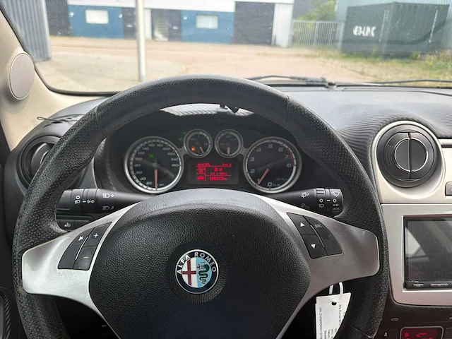 Alfa romeo mito 1.4 centenario , 19-nxd-4 - afbeelding 24 van  25