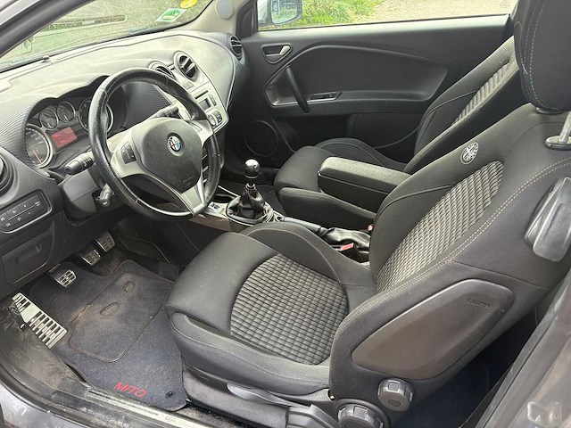 Alfa romeo mito 1.4 t sport 155pk airco cruise, 44-hhp-3 - afbeelding 15 van  25